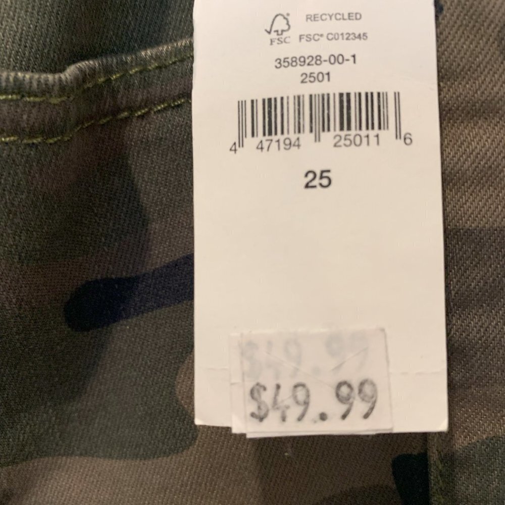 Camo Gap stretch jeans, New W/ Tags, waist 25, true skinny ankle, 90% cotton - Picture 6 of 8